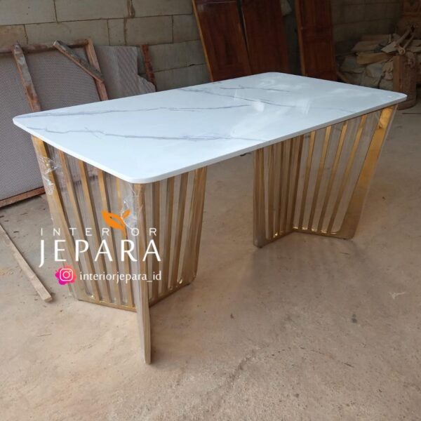 Meja Makan Ellisa Bahan Stainless Steel dan Marmer