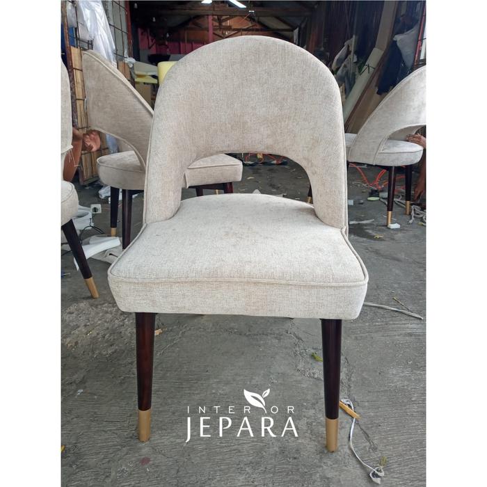 Set Meja Makan Minimalis 4 Kursi Kayu Jati Modern Elegan