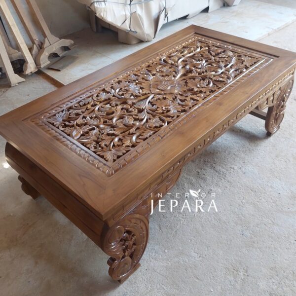 Meja Tamu Kayu Jati Ukiran Motif Etnik Madura