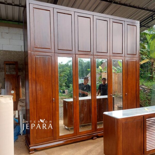 Lemari Minimalis Custom Shape Kayu Jati Solid