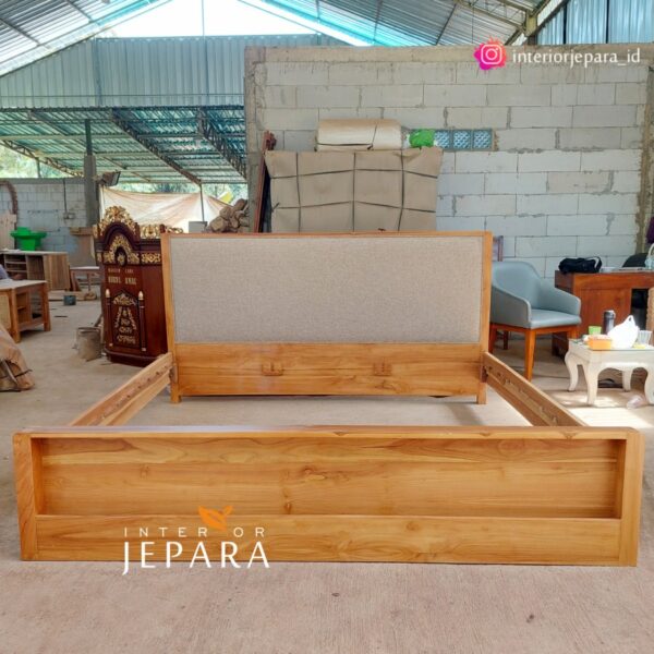 Dipan,Rangka Tempat Tidur Retro Eropa Klasik Kayu Jati Solid