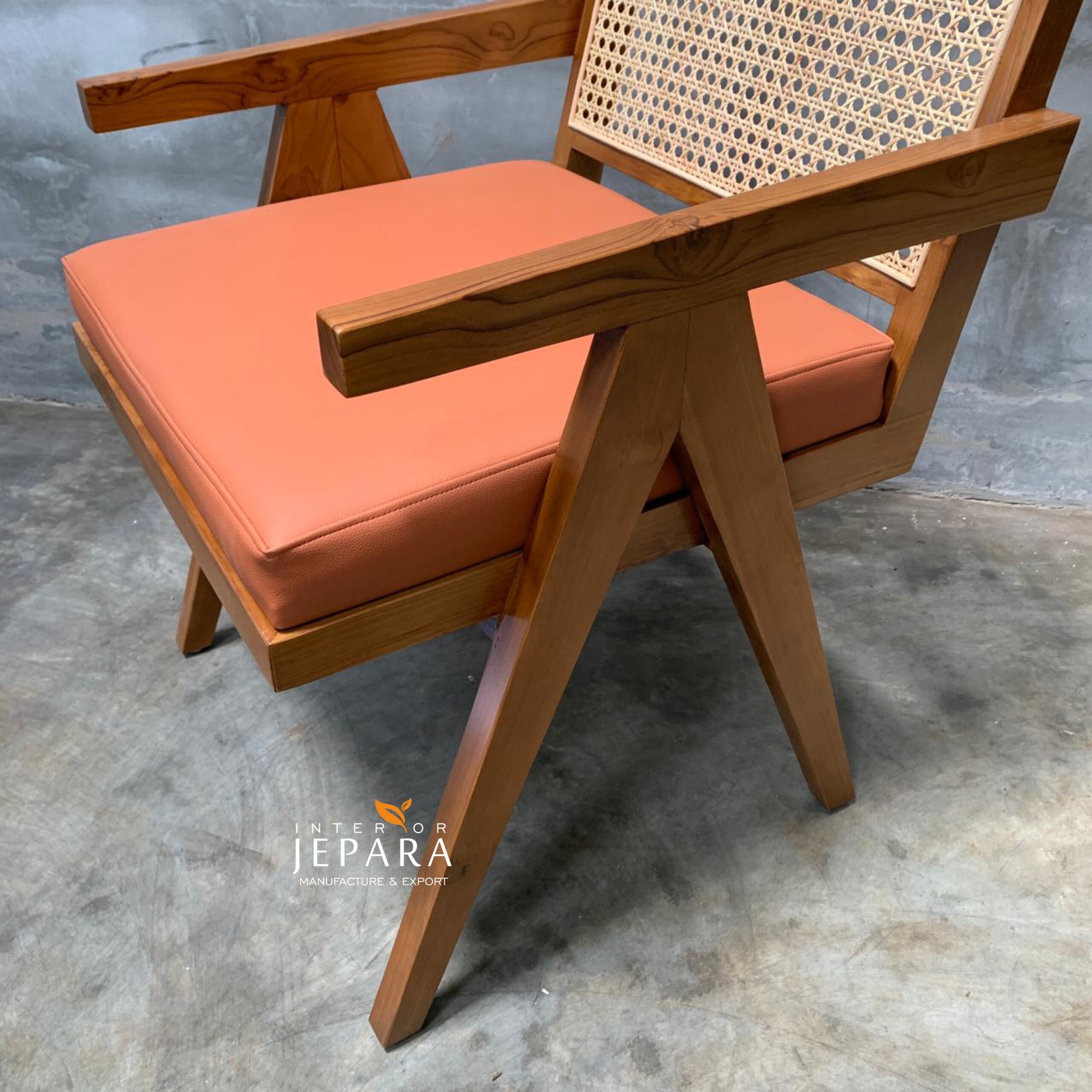 Kursi Santai Kayu Jati Kombinasi Rotan Modern