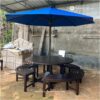 Meja Taman Bundar dengan Bangku dan Payung Outdoor