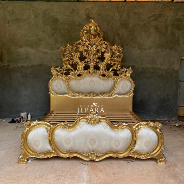 Tempat Tidur Luxury King Mediteranian Full Ukiran