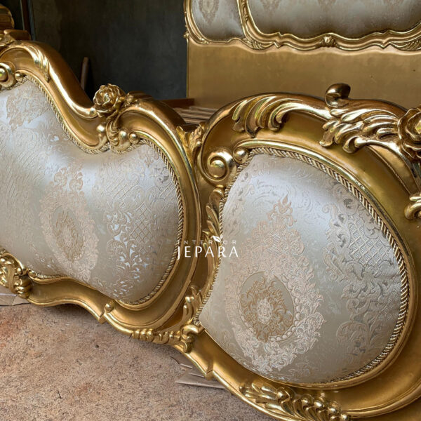 Tempat Tidur Luxury King Mediteranian Full Ukiran