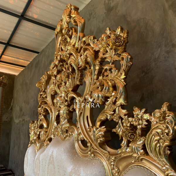 Tempat Tidur Luxury King Mediteranian Full Ukiran