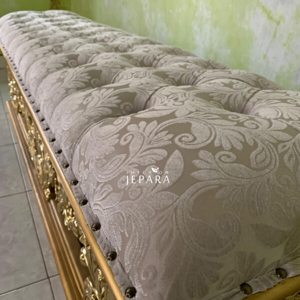 Sofa Lounge Klasik Full Ukiran Kayu Mahoni