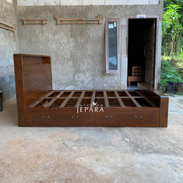 Dipan Tempat Tidur Minimalis Kayu Jati