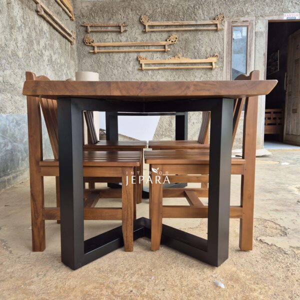 Set Meja Makan Kayu Jati Kaki Besi Modern 4 Kursi