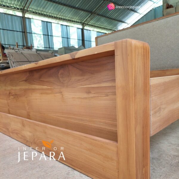 Dipan,Rangka Tempat Tidur Retro Eropa Klasik Kayu Jati Solid