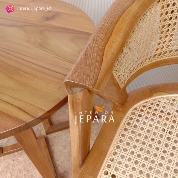 Kursi Teras Retro Kayu Jati Kombinasi Rotan