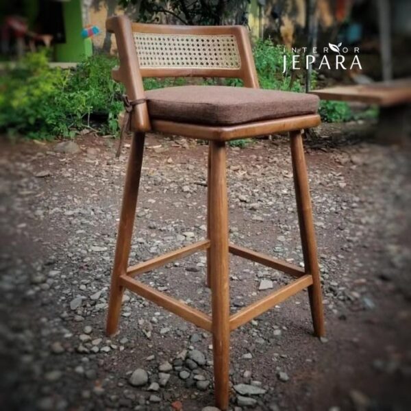 Inje Kursi Bar Kayu Jati Mix Rotan