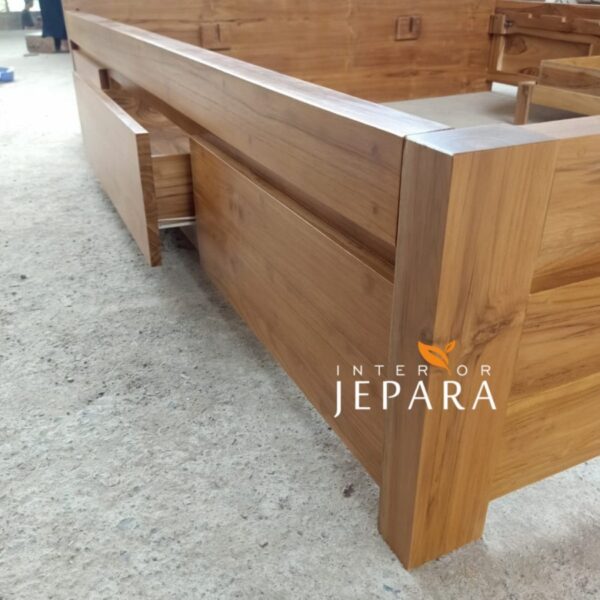 Tempat Tidur Minimalis 4 Laci Bahan Kayu Jati - 160x200 - Image 4