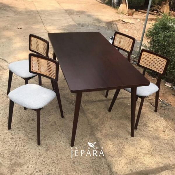 Set Meja Kursi Makan CENA Bahan Kayu Jati Kursi Rotan
